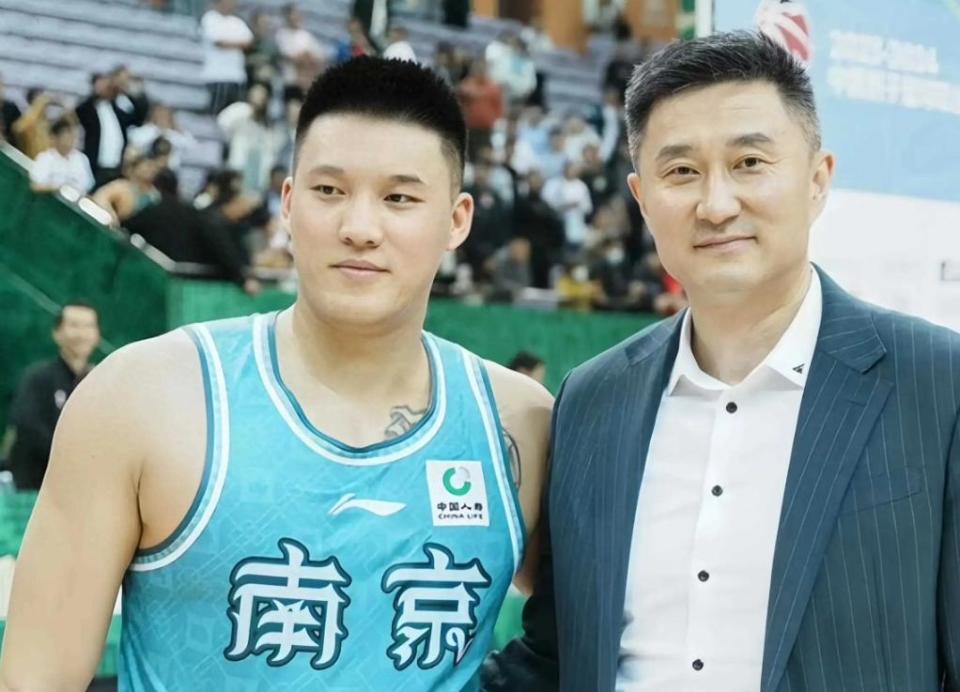 不过对各队, 在球队解散, 更是一度成